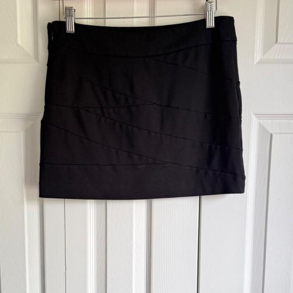 2010s Express black bandage skirt size 4